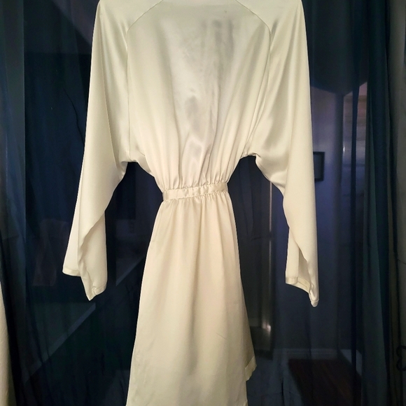 Victoria Secret Satin Robe - Picture 2 of 5